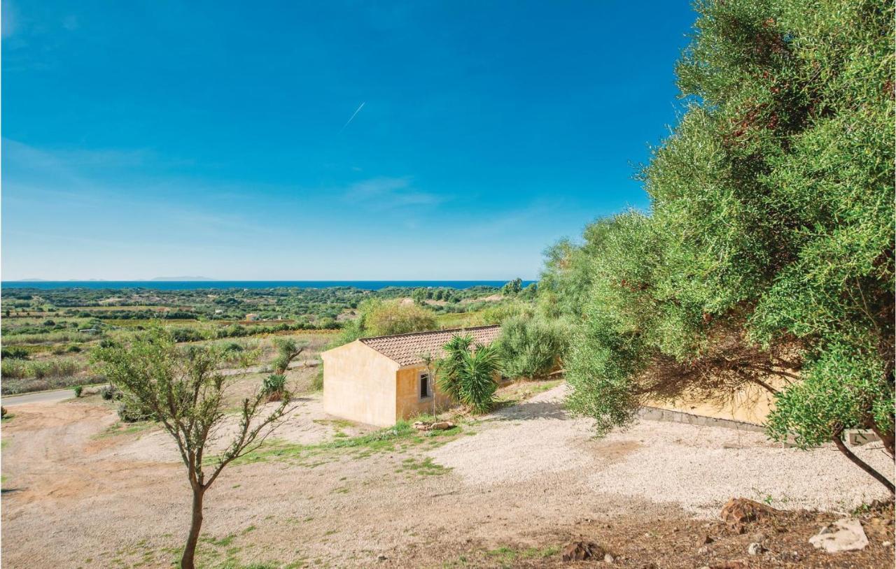 Li Scalitti 2 Villa Badesi Exteriör bild